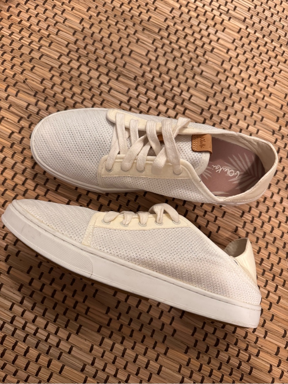 OluKai Pehuea Li White Knit Lace-Up Sneaker Shoes Collapsible-Back slip-on - Picture 10 of 10
